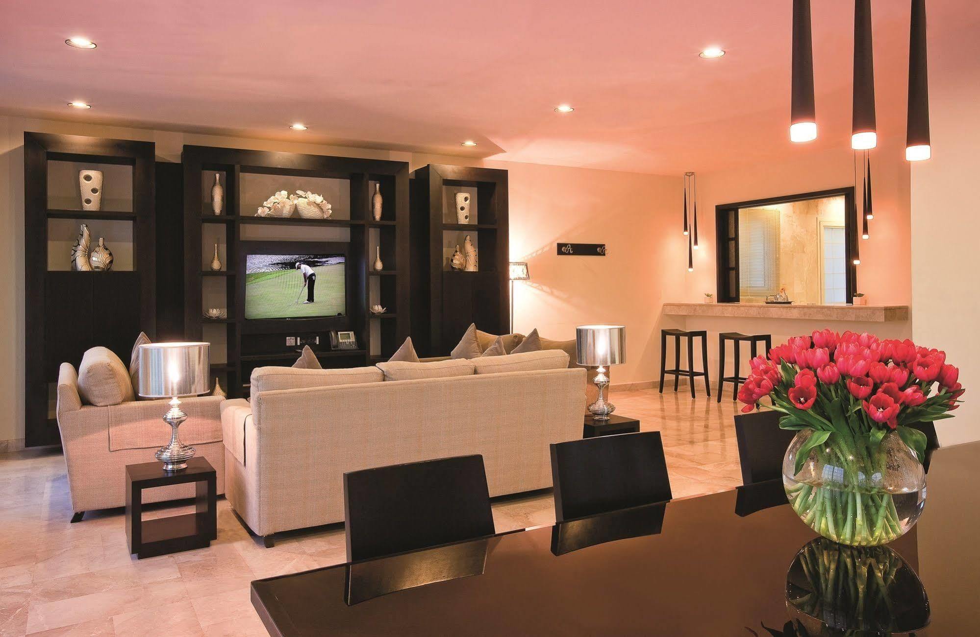 Moevenpick Beach Resort Αλ Κομπάρ Εξωτερικό φωτογραφία