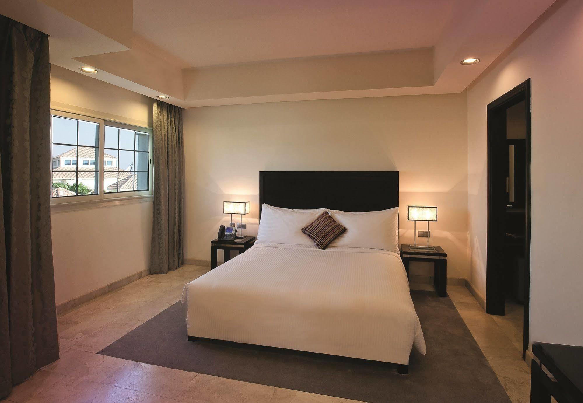 Moevenpick Beach Resort Αλ Κομπάρ Εξωτερικό φωτογραφία